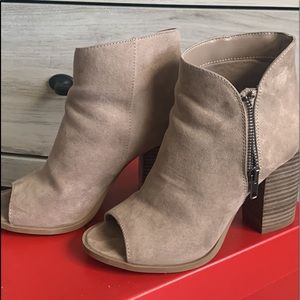 Carlos Santana Open Toe Bootie